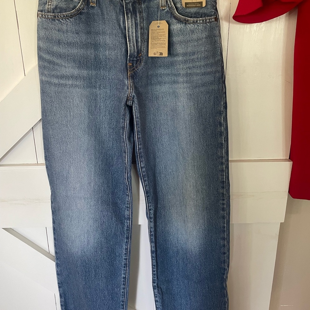 Levi's Women's Straight Leg Blue Jeans